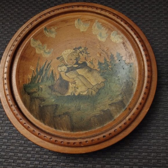 Vintage Hand Painted Wooden Plate Wall Hanging - Picture 3 of 6